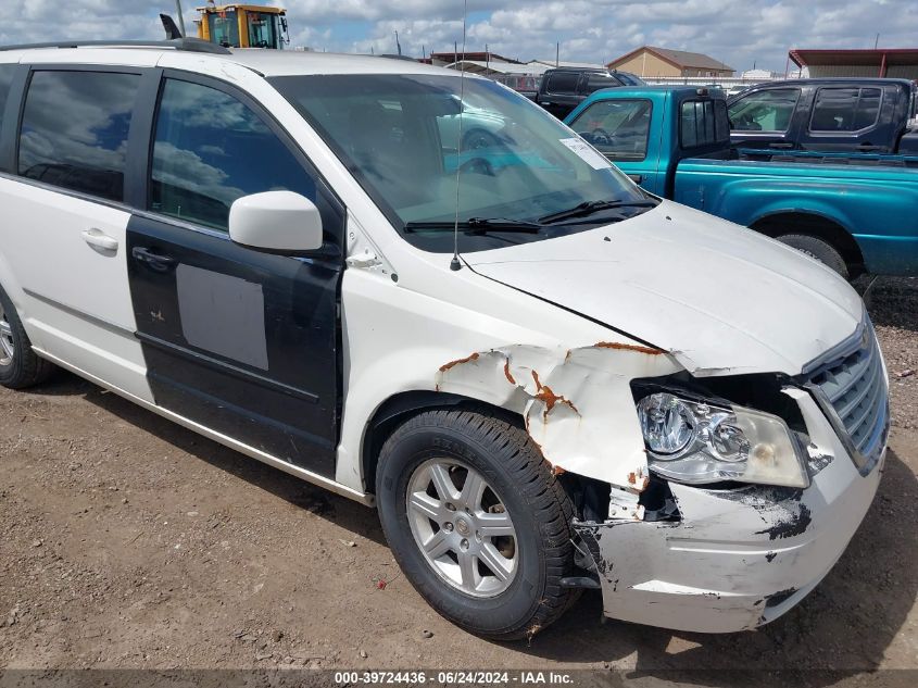 2010 Chrysler Town & Country Touring VIN: 2A4RR5D15AR374134 Lot: 39724436