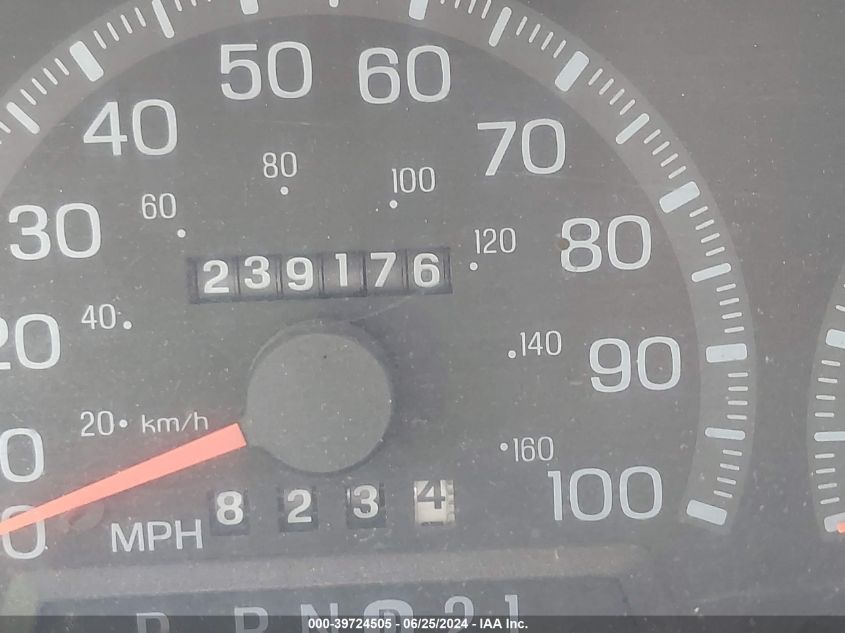 1997 Ford Expedition Eddie Bauer/Xlt VIN: 1FMEU18W7VLA55846 Lot: 39724505