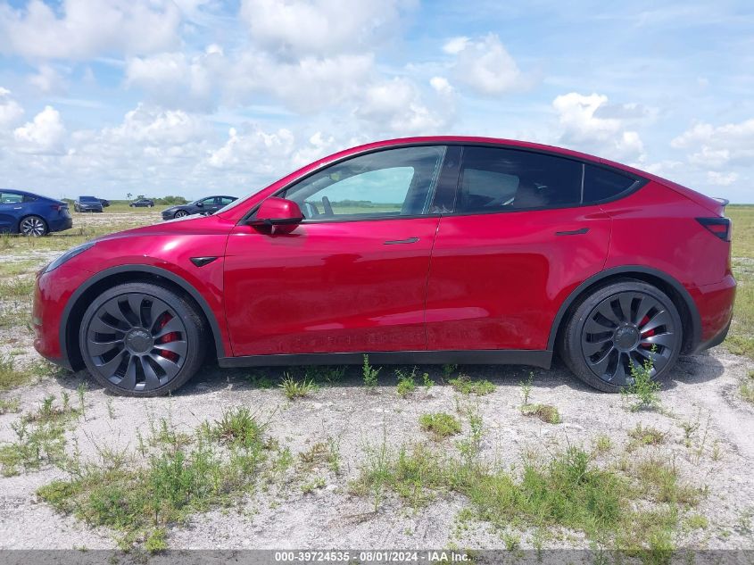 2024 Tesla Model Y Performance Dual Motor All-Wheel Drive VIN: 7SAYGDEF2RA269862 Lot: 39724535