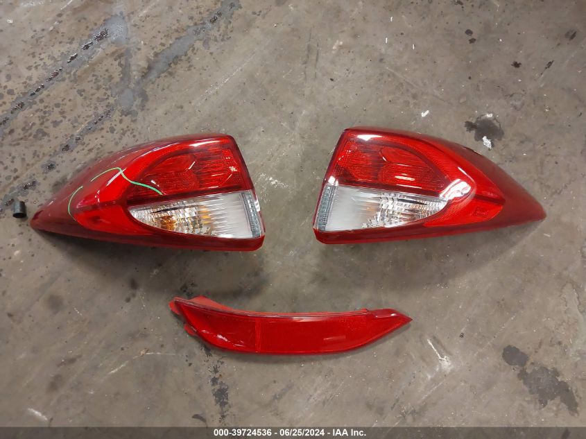 2017 Hyundai Tucson Limited VIN: KM8J3CA2XHU375052 Lot: 39724536