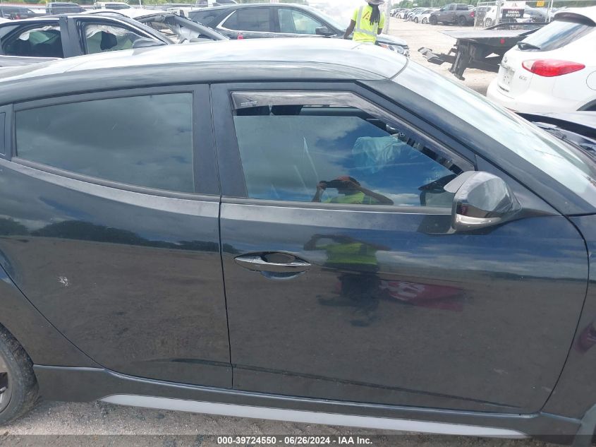 2015 Hyundai Veloster Turbo VIN: KMHTC6AE8FU232599 Lot: 39724550