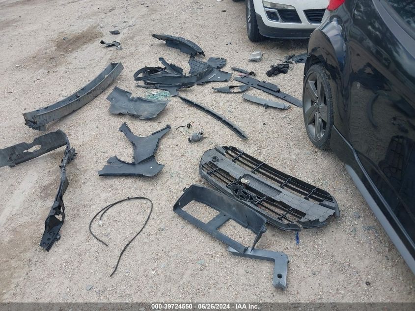 2015 Hyundai Veloster Turbo VIN: KMHTC6AE8FU232599 Lot: 39724550