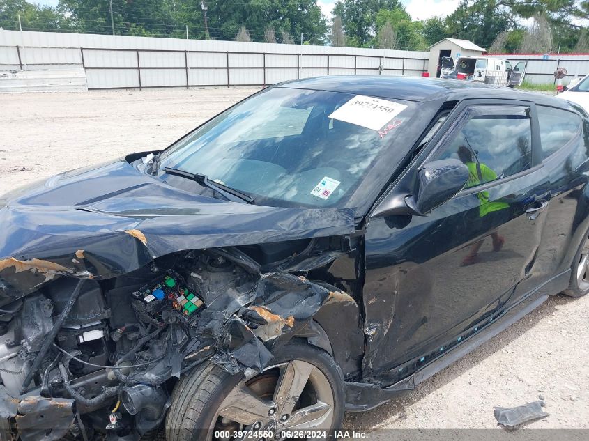 2015 Hyundai Veloster Turbo VIN: KMHTC6AE8FU232599 Lot: 39724550