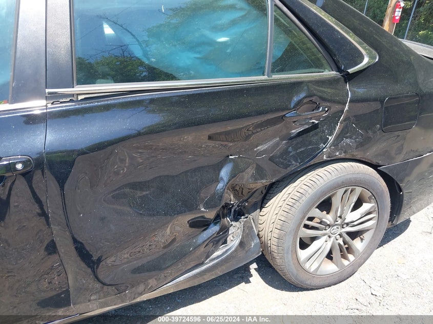 2016 Toyota Camry Le/Xle/Se/Xse VIN: 4T1BF1FKXGU162383 Lot: 39724596