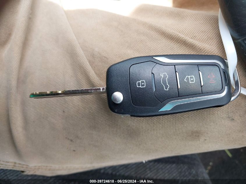 1999 Honda Cr-V Lx VIN: JHLRD1844XC018165 Lot: 39724618