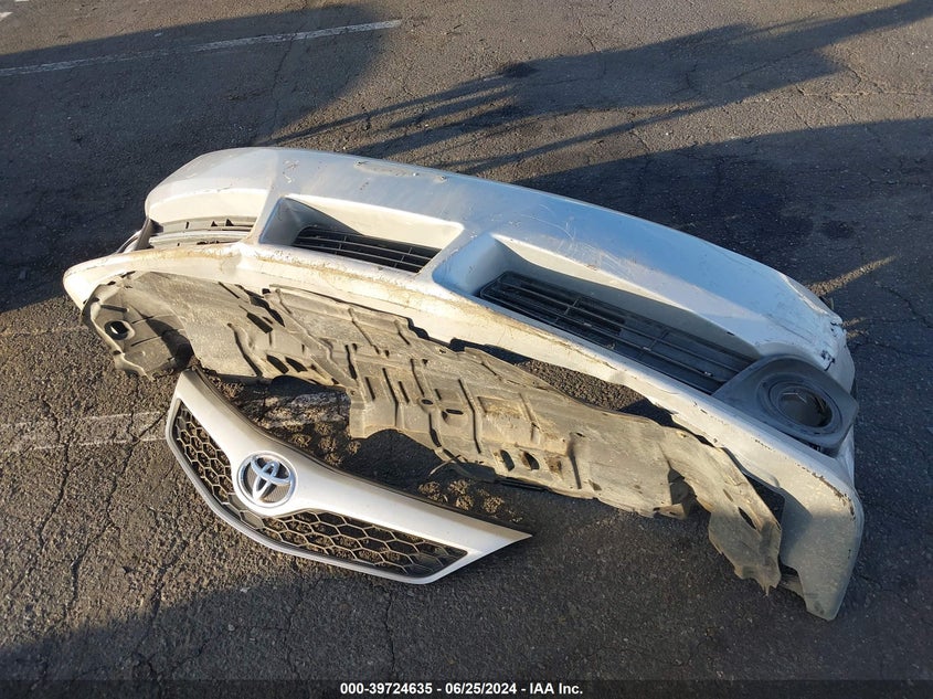 2014 Toyota Camry L/Se/Le/Xle VIN: 4T1BF1FK4EU395625 Lot: 39724635