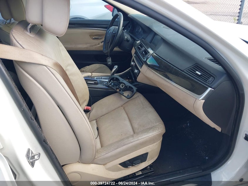 2011 BMW 528I VIN: WBAFR1C56BC742009 Lot: 39724722