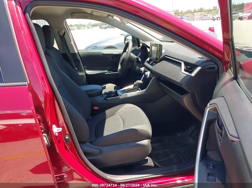 2019 TOYOTA RAV4 LE - 2T3H1RFV5KC010918