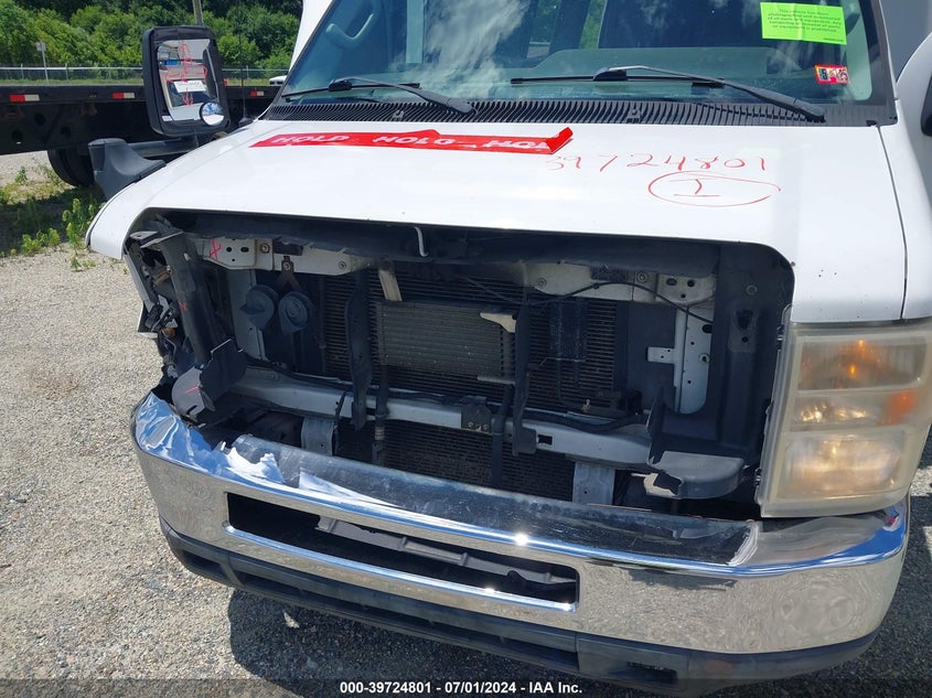 2011 Ford E-450 Cutaway VIN: 1FDFE4FS8BDA43133 Lot: 39724801