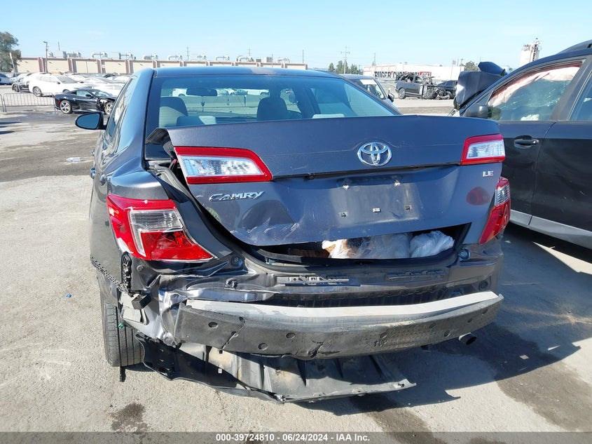 2014 Toyota Camry Le VIN: 4T1BF1FK6EU412327 Lot: 39724810