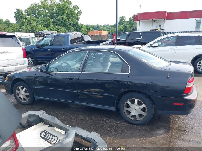 1995 Honda Accord Ex VIN: 1HGCD5650SA132868 Lot: 39724817