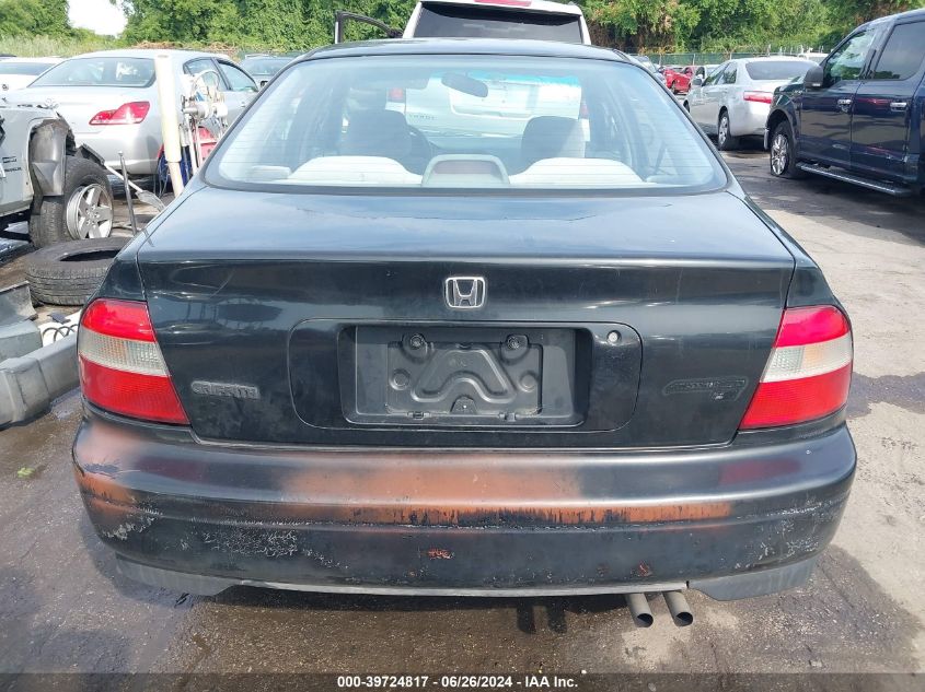 1995 Honda Accord Ex VIN: 1HGCD5650SA132868 Lot: 39724817