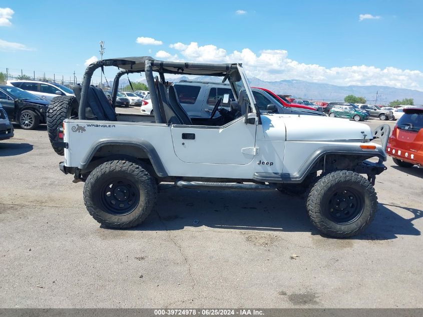 1993 Jeep Wrangler / Yj S VIN: 1J4FY19PXPP213381 Lot: 39724978