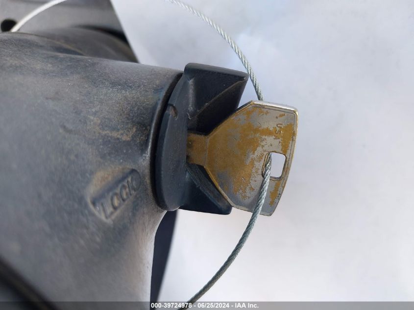 1993 Jeep Wrangler / Yj S VIN: 1J4FY19PXPP213381 Lot: 39724978