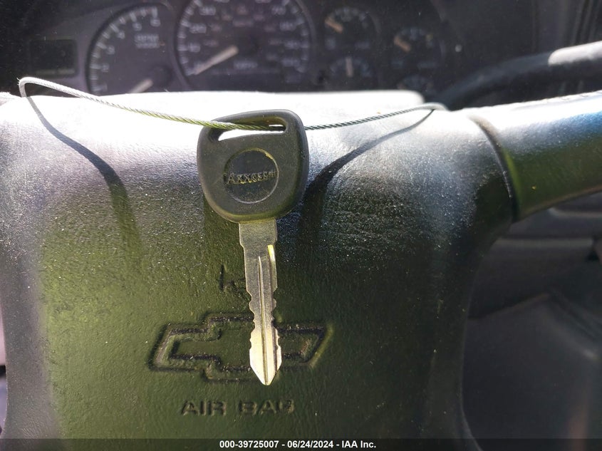 2000 Chevrolet Silverado 1500 Ls VIN: 1GCEK19T5YE131510 Lot: 39725007