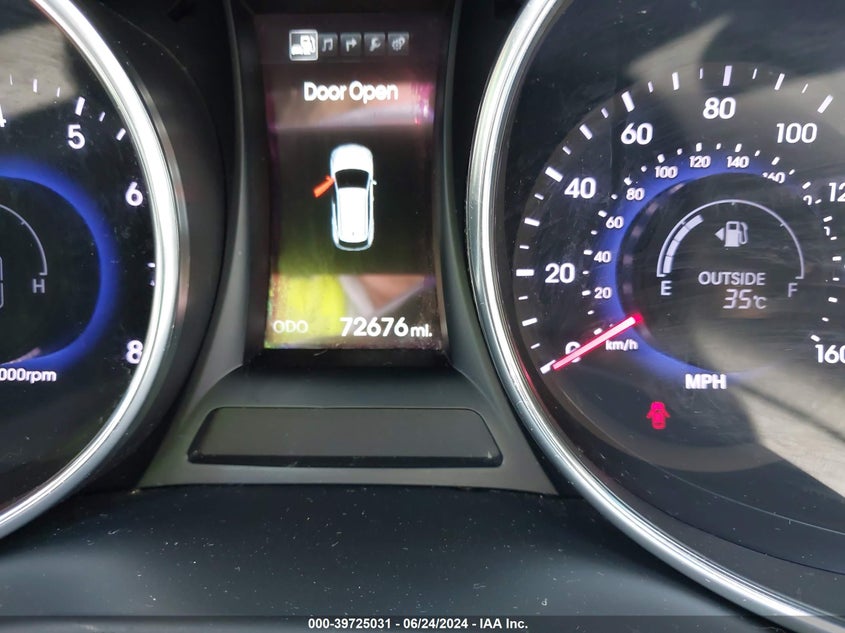 2015 Hyundai Santa Fe Sport 2.0L Turbo VIN: 5XYZWDLA8FG288709 Lot: 39725031