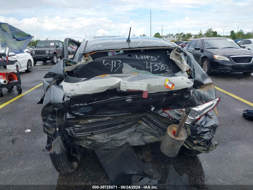 3N1CN7AP4JL824383 2018 Nissan Versa 1.6 Sv