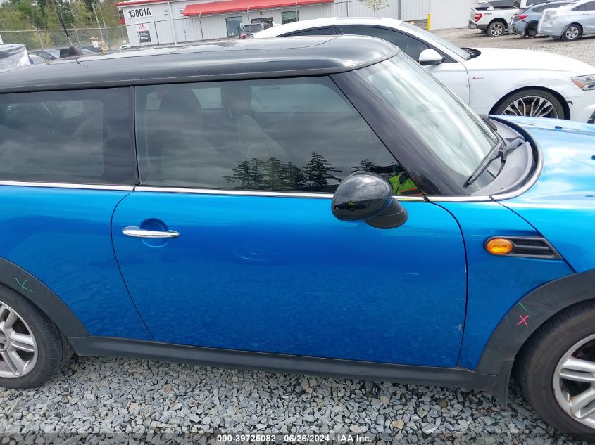 2011 Mini Cooper VIN: WMWSU3C58BT184544 Lot: 39725082