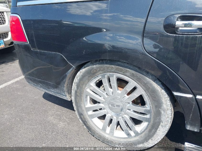 2010 Lincoln Navigator VIN: 5LMJJ2H59AEJ00804 Lot: 39725115