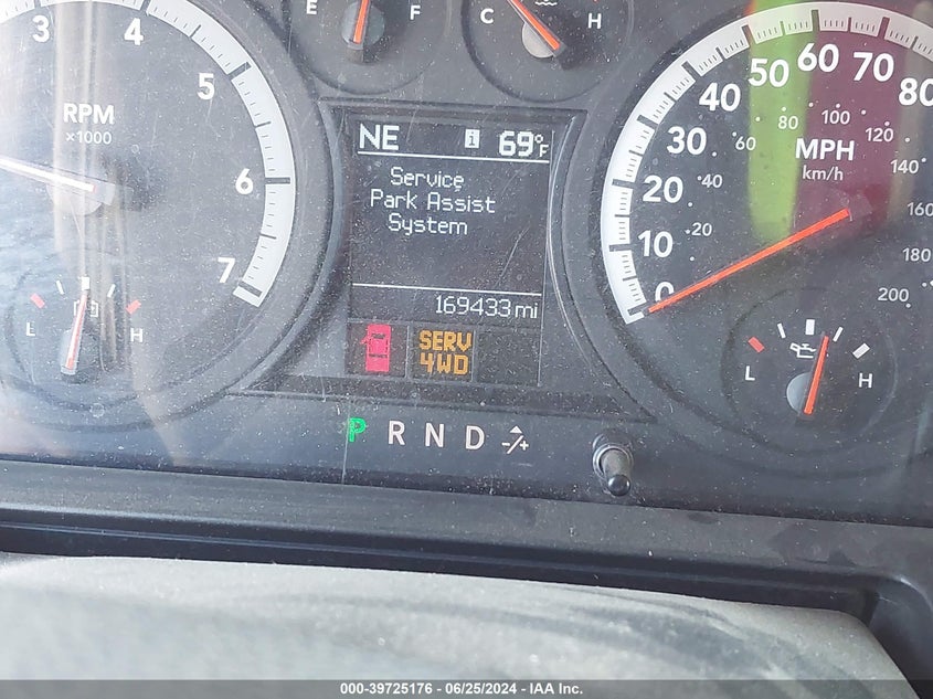 2011 Ram Ram 1500 VIN: 1D7RV1GT4BS585855 Lot: 39725176