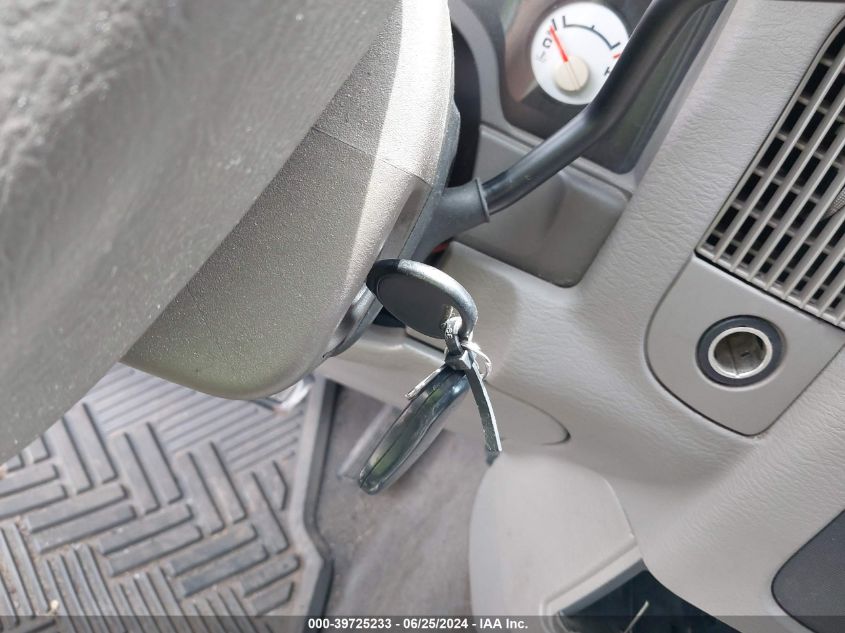 2003 Dodge Ram 1500 Slt/Laramie/St VIN: 1D7HU18D33S272335 Lot: 39725233