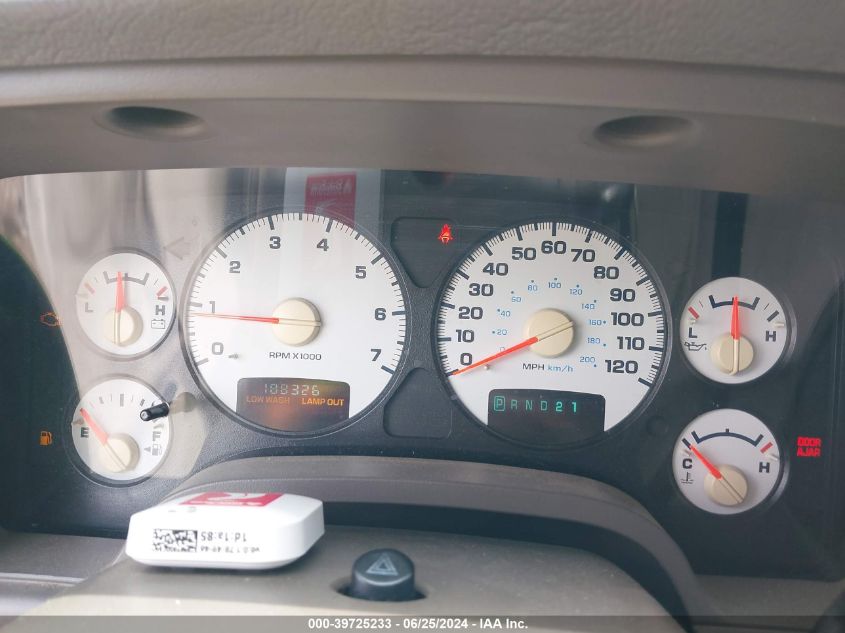 2003 Dodge Ram 1500 Slt/Laramie/St VIN: 1D7HU18D33S272335 Lot: 39725233