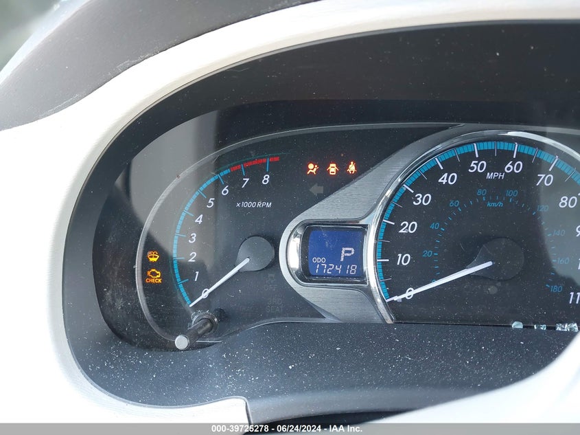 2011 Toyota Sienna Xle V6 VIN: 5TDYK3DC2BS009303 Lot: 39725278