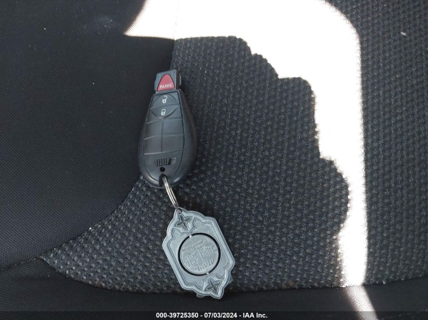 2019 Jeep Cherokee Latitude 4X4 VIN: 1C4PJMCX9KD350363 Lot: 39725350