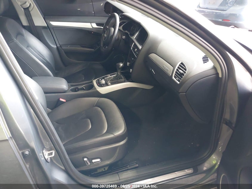 2016 Audi A4 2.0T Premium VIN: WAUFFAFL1GN006240 Lot: 39725469