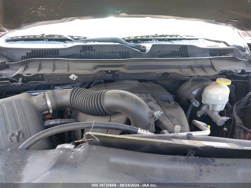 2017 Ram 1500 Express Quad Cab 4X2 6'4 Box VIN: 1C6RR6FT1HS791289 Lot: 39725669