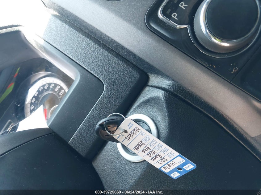 2017 Ram 1500 Express Quad Cab 4X2 6'4 Box VIN: 1C6RR6FT1HS791289 Lot: 39725669