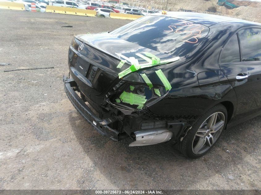 2019 Mercedes-Benz E 300 4Matic VIN: WDDZF4KB2KA568572 Lot: 39725673