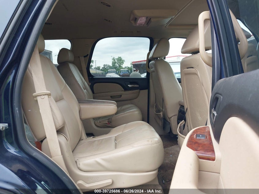 2007 Chevrolet Tahoe K1500 VIN: 1GNFK13067R294345 Lot: 39725686