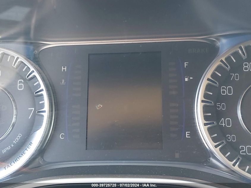 2015 Chrysler 200 Limited VIN: 1C3CCCAB5FN595935 Lot: 39725725