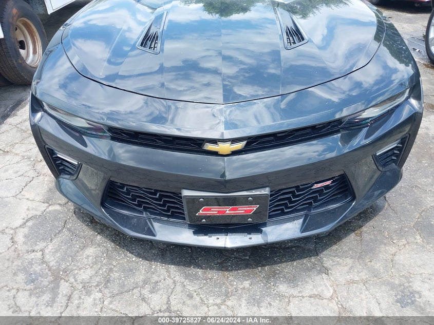 2016 Chevrolet Camaro 2Ss VIN: 1G1FH1R71G0139260 Lot: 39725827