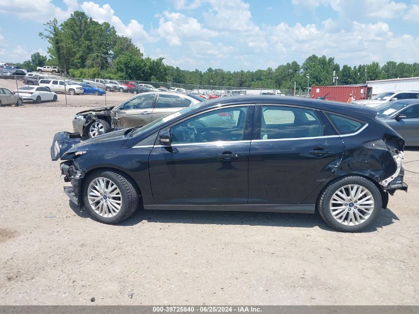 2016 Ford Focus Titanium VIN: 1FADP3N28GL332615 Lot: 39725840