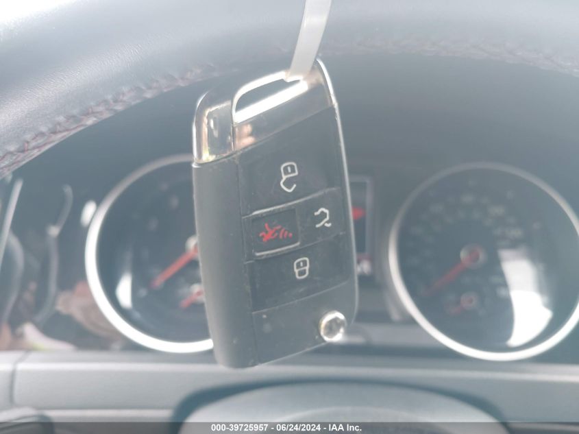 2019 VOLKSWAGEN GOLF GTI 2.0T AUTOBAHN/2.0T RABBIT EDITION/2.0T S/2.0T SE - 3VW5T7AU0KM037246