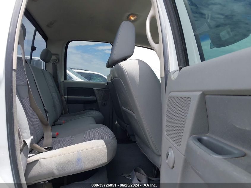 2007 Dodge Ram 1500 Slt/Trx4 Off Road/Sport VIN: 1D7HU18217S211280 Lot: 39726051