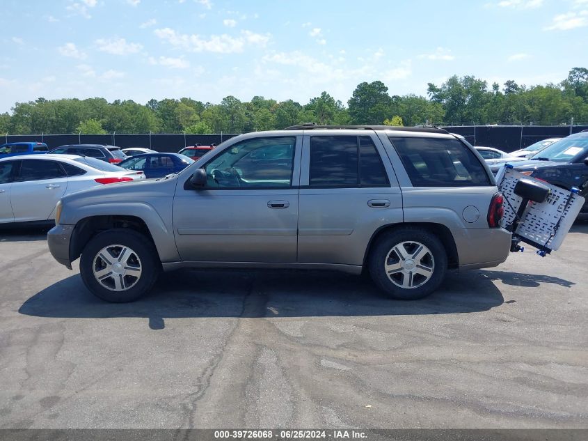 2007 Chevrolet Trailblazer Lt VIN: 1GNDS13S672182758 Lot: 39726068
