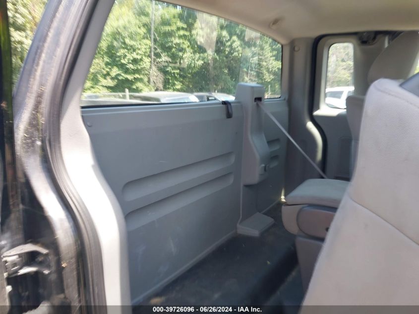 2005 Ford F-150 Stx/Xlt VIN: 1FTRF04W05KE44690 Lot: 39726096