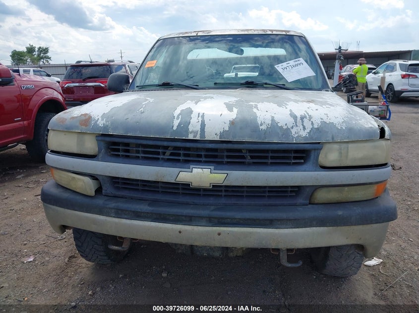 2001 Chevrolet Silverado 1500 VIN: 2GCEK19T811382254 Lot: 39726099