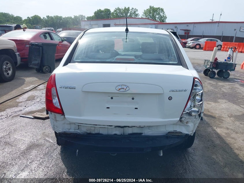 2007 Hyundai Accent Gls VIN: KMHCN46CX7U143902 Lot: 39726214