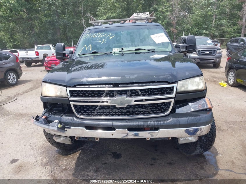 2004 Chevrolet Silverado 1500 Lt VIN: 1GCEK19T04E353219 Lot: 39726287