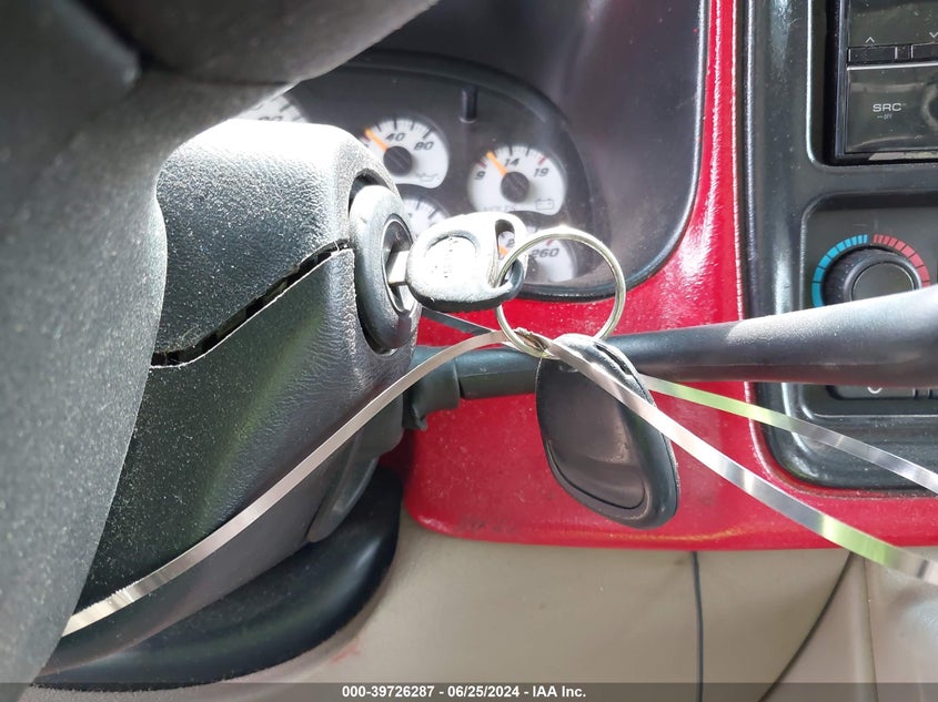 2004 Chevrolet Silverado 1500 Lt VIN: 1GCEK19T04E353219 Lot: 39726287