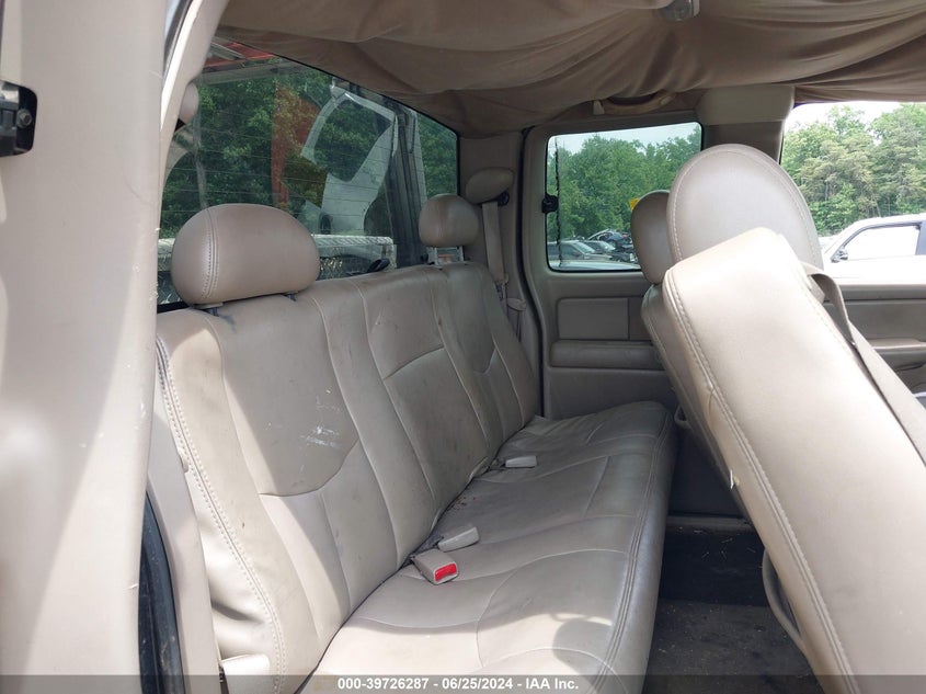 2004 Chevrolet Silverado 1500 Lt VIN: 1GCEK19T04E353219 Lot: 39726287