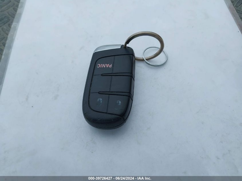 2017 Jeep Renegade Sport Fwd VIN: ZACCJAAB9HPE66760 Lot: 39726427