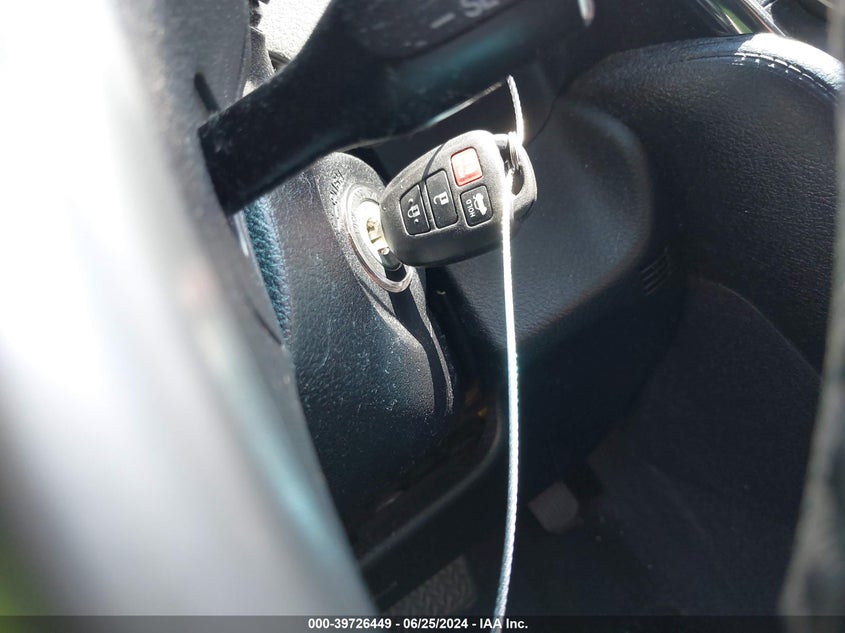 2012 Toyota Camry VIN: 41BFK14T1BF1FK6CU Lot: 39726449