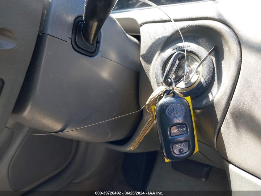 2000 Toyota Camry Le VIN: JT2BG22K2Y0419891 Lot: 39726492