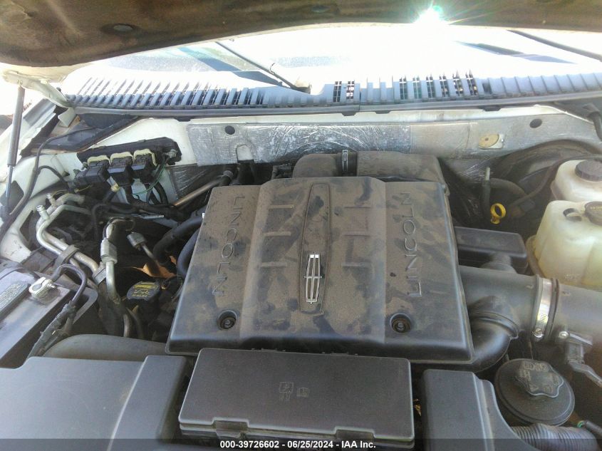 2011 Lincoln Navigator VIN: 5LMJJ2H50BEJ00207 Lot: 39726602