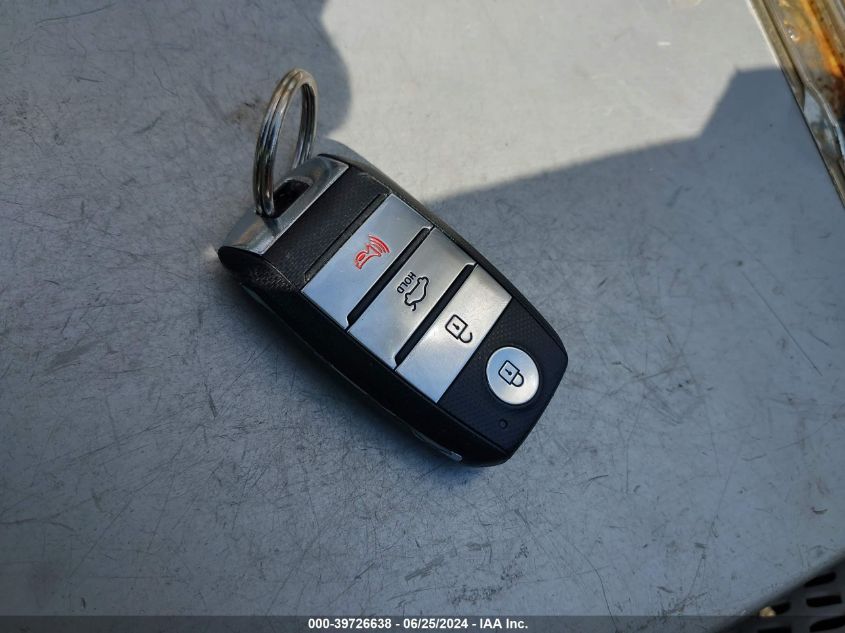 2019 Kia Optima S VIN: 5XXGT4L31KG364237 Lot: 39726638